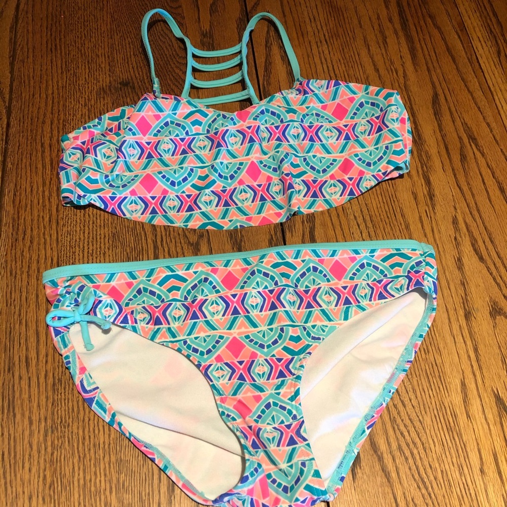 Girls swimsuit